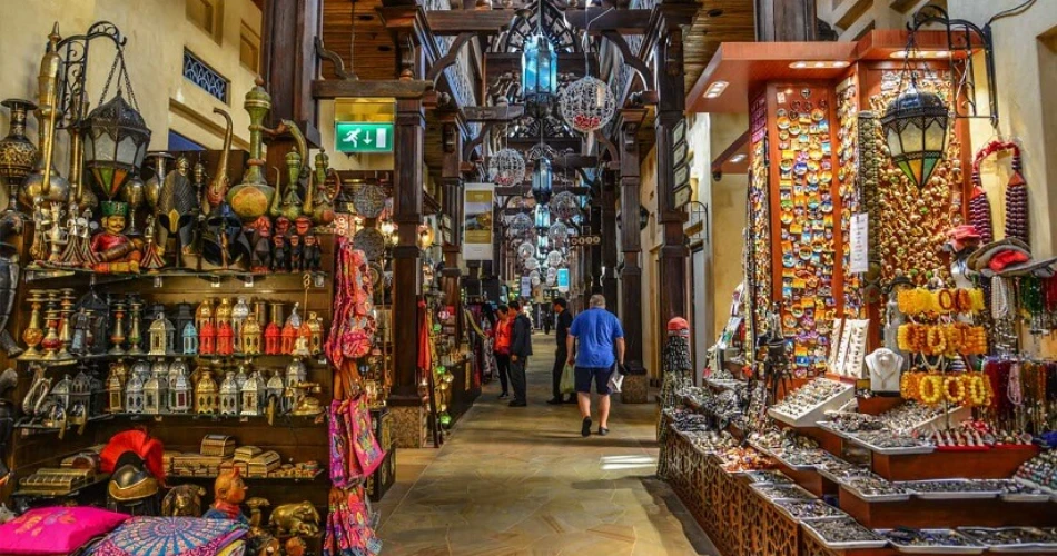 Beyond the Malls: Alternative 10 Shopping Spots in Dubai