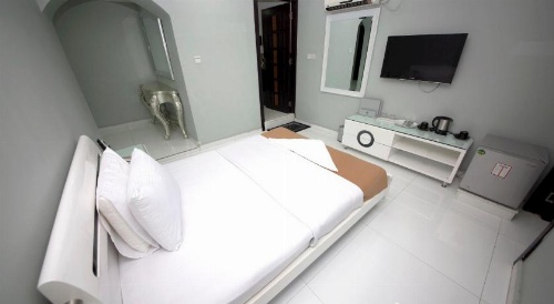 White Fort Hotel image 2